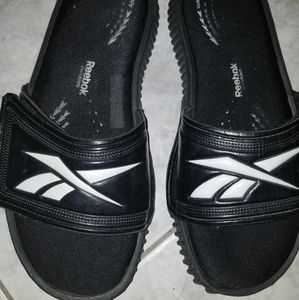 💥Reebok Slides